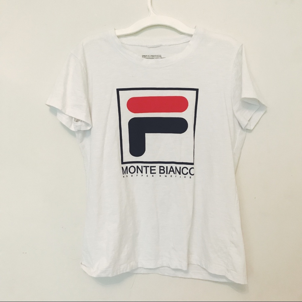 🚨4/$20🚨 fila logo tee